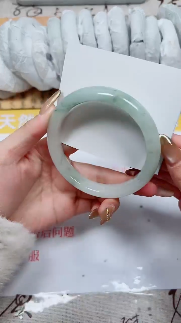 【闪购商品】石英质玉手镯未镶嵌K98-64.8