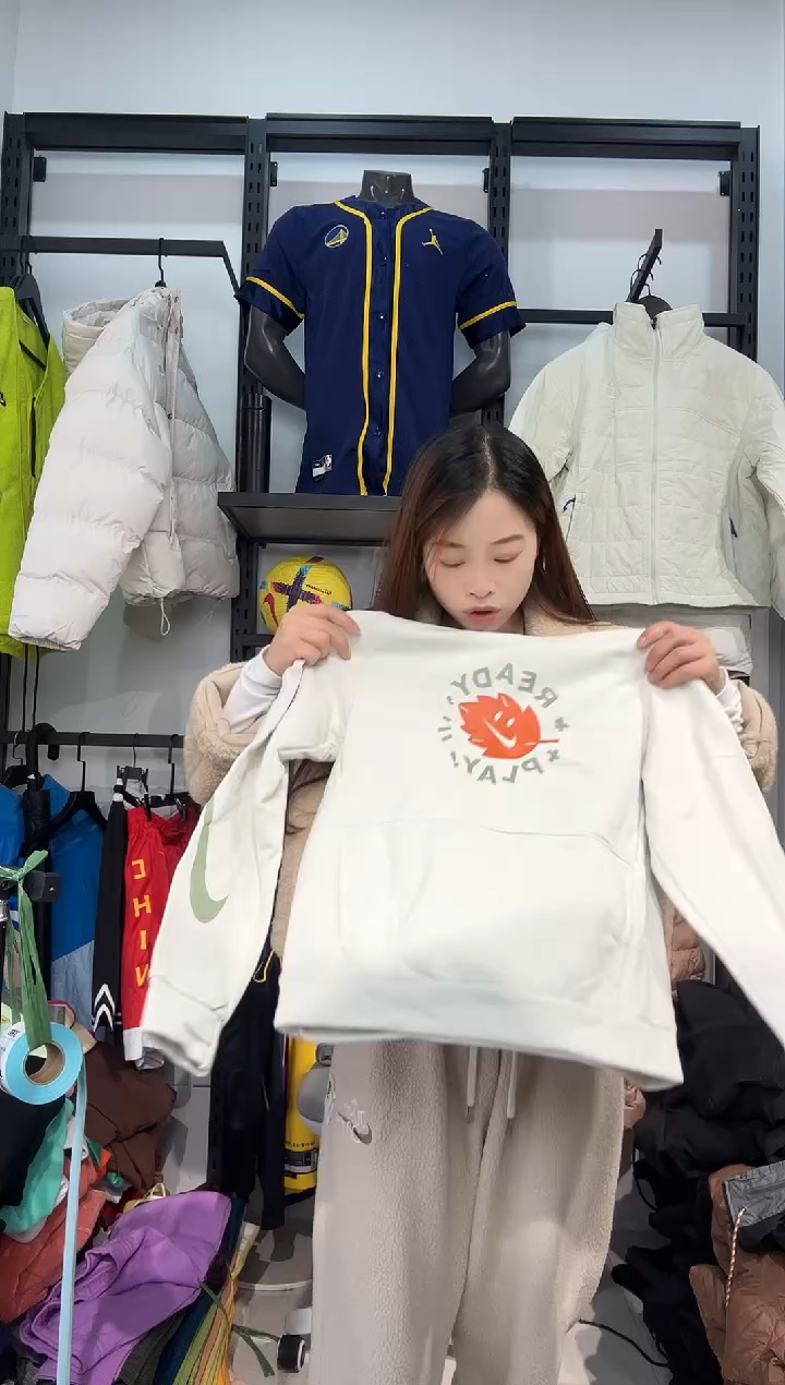 3057闪购编码  运动卫衣裤以直播间过款为准 尺码  l