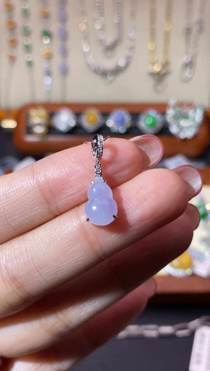 【闪购商品】翡翠吊坠(不含链)18K金镶嵌吊坠