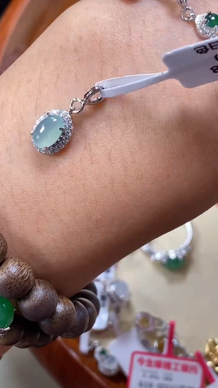 【闪购商品】翡翠戒指银S925镶嵌9909