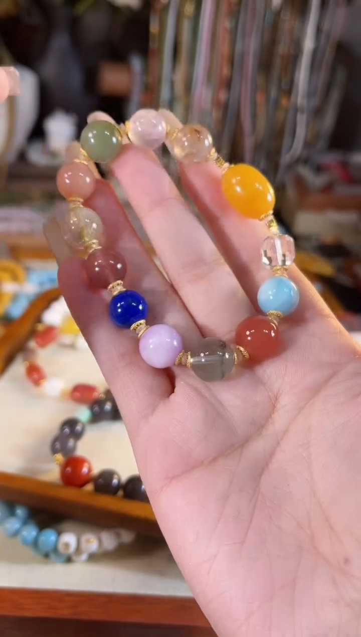 【闪购商品】蜜蜡手链未镶嵌多样性发货其一