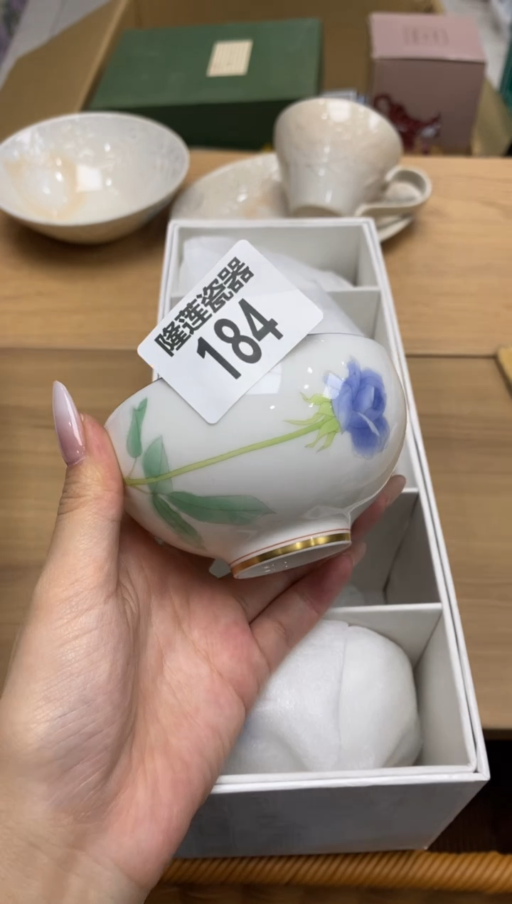 瓷片隆莲全球选好物精选