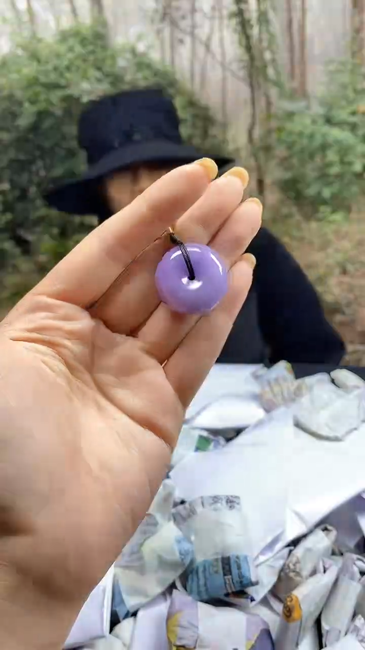 满色吊坠 所见即所得！！