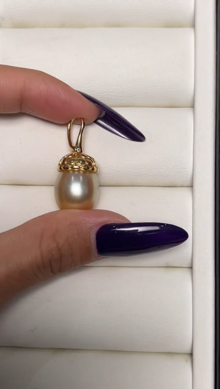 【闪购商品】海水珍珠颈饰银S925镶嵌金珠