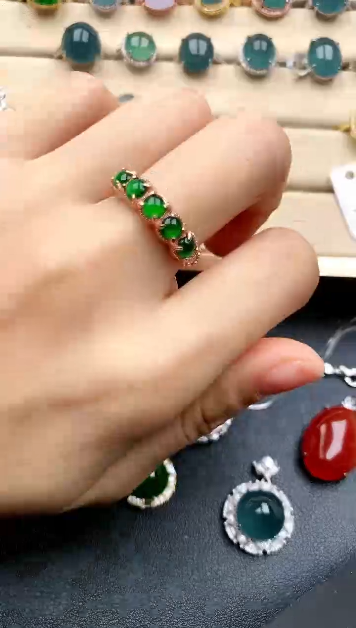 【闪购商品】翡翠戒指银S925镶嵌.....