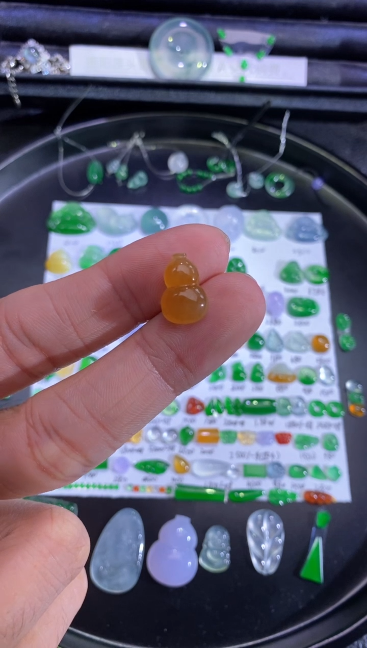 未镶嵌挂件翡翠葫芦
