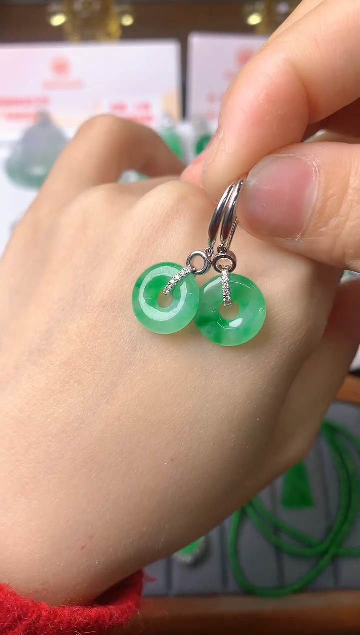 【闪购商品】翡翠耳饰18K金镶嵌耳饰