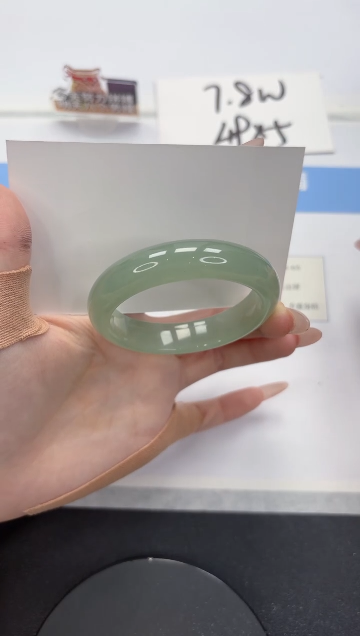 【闪购商品】石英质玉手镯未镶嵌A168-51.5