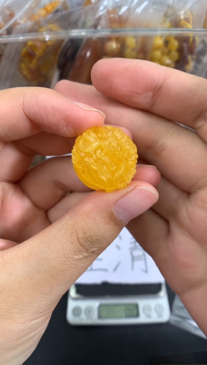 蜜蜡未镶嵌珠宝奇石菟*花1