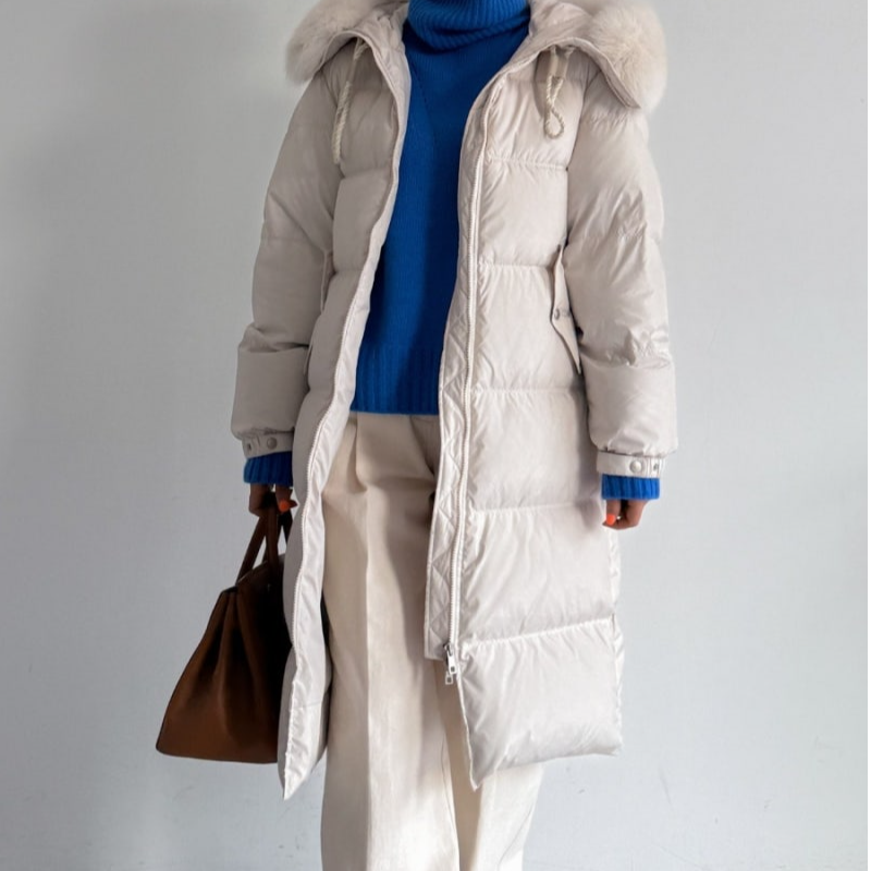 闪闪兒 元 J.C**O韩国东大门超火品牌长款带毛领鹅绒服66041