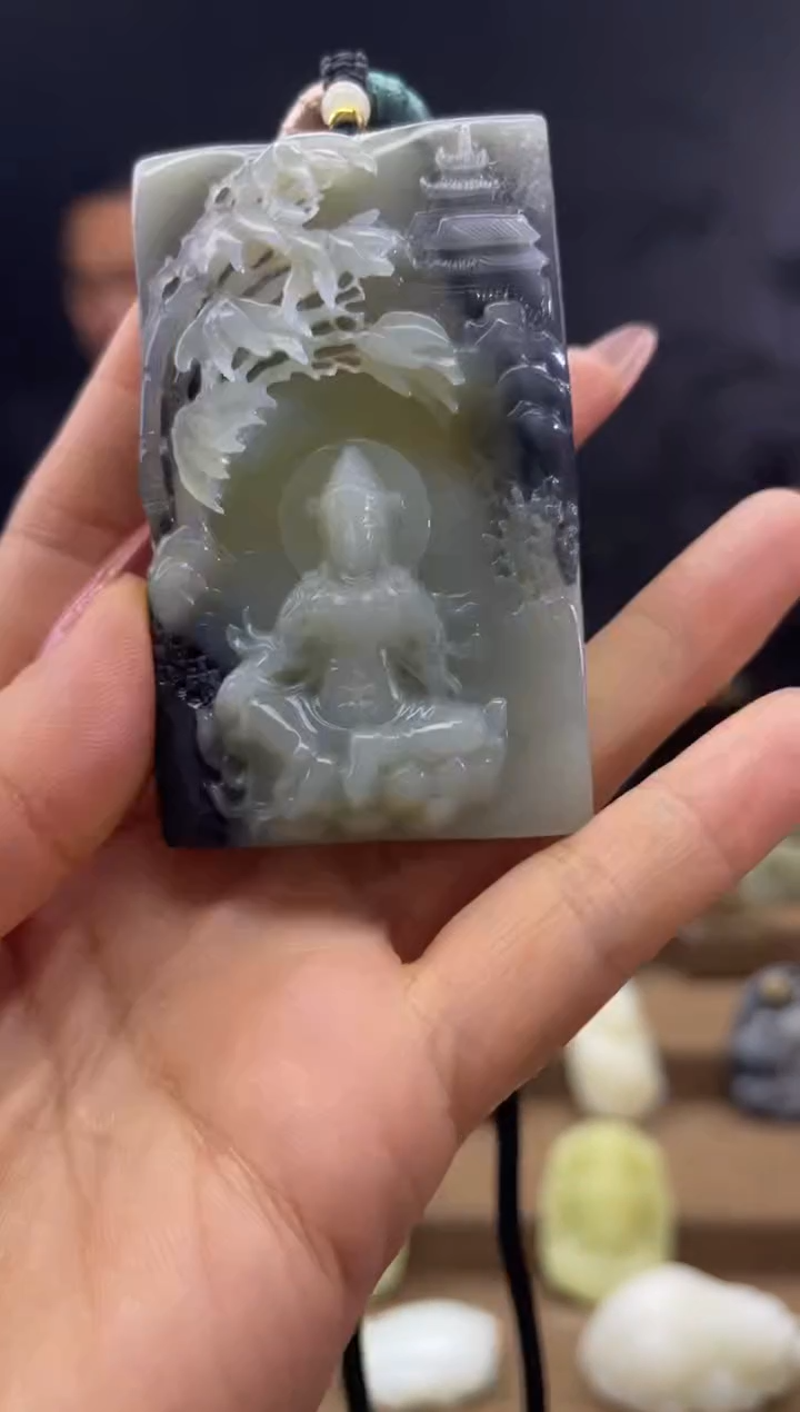 颈饰未镶嵌和田玉1