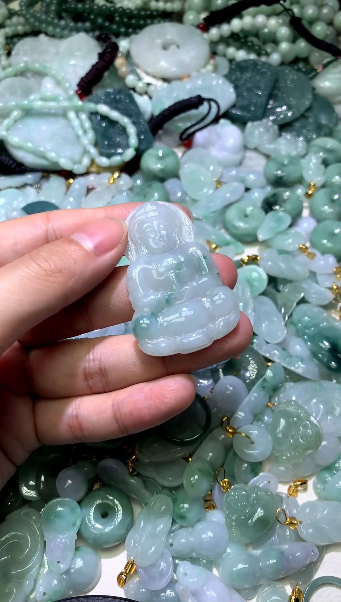 颈饰未镶嵌翡翠1