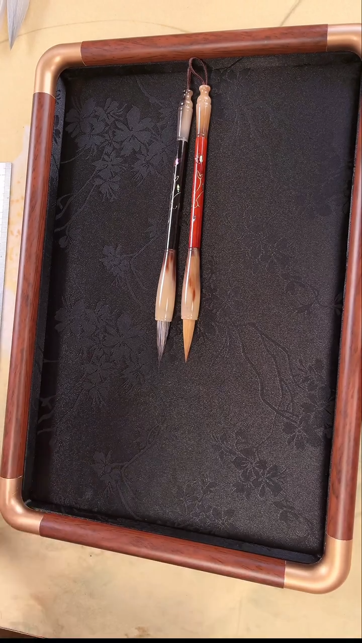 红木黑檀牛角斗螺钉蝴蝶狼毫狐狸毛出锋3.0一对