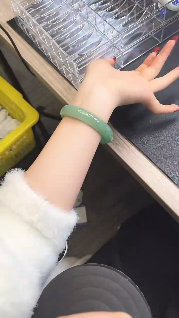 【闪购商品】石英质玉手镯未镶嵌103