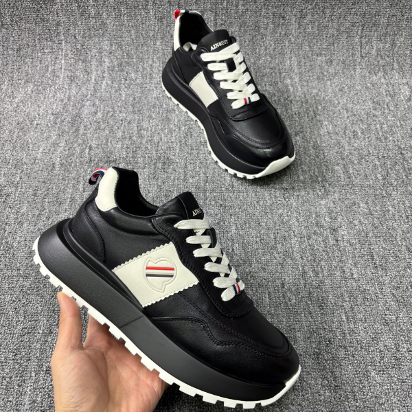 春季新款男鞋牛皮高品质轻奢时尚厚底百搭柔软男士黑色舒适