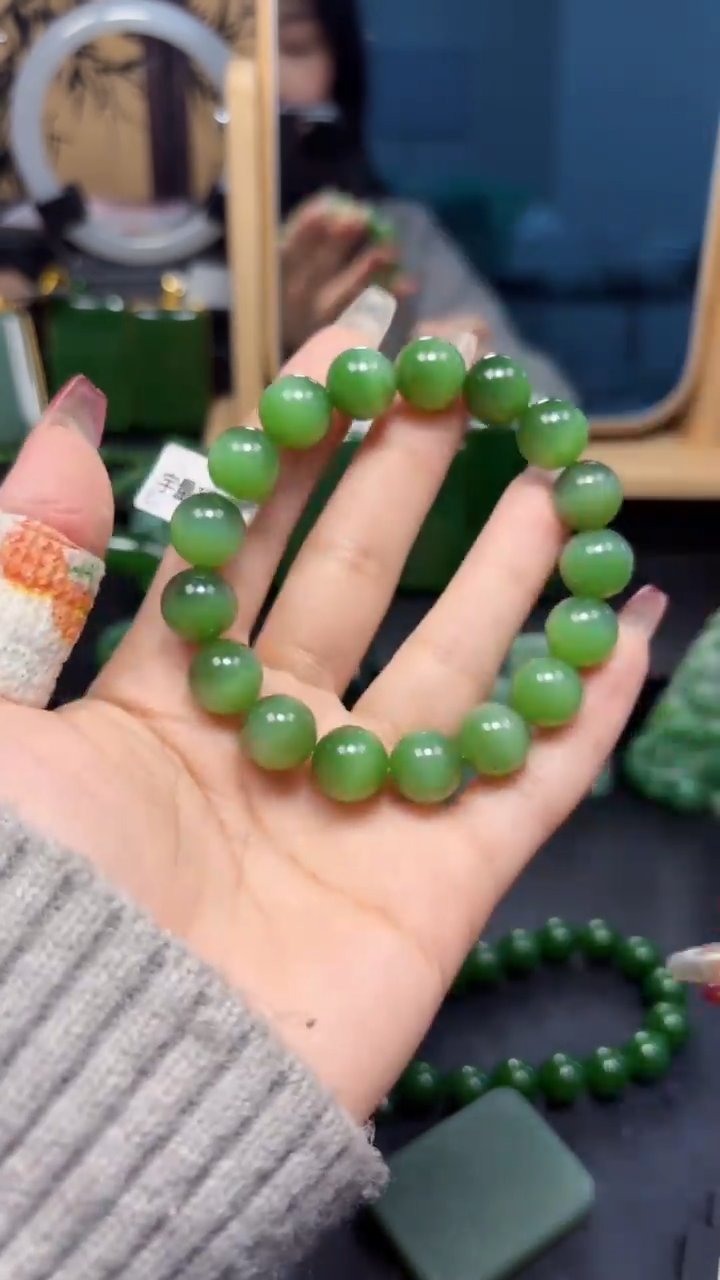 【闪购商品】和田玉（碧玉）手串未镶嵌1