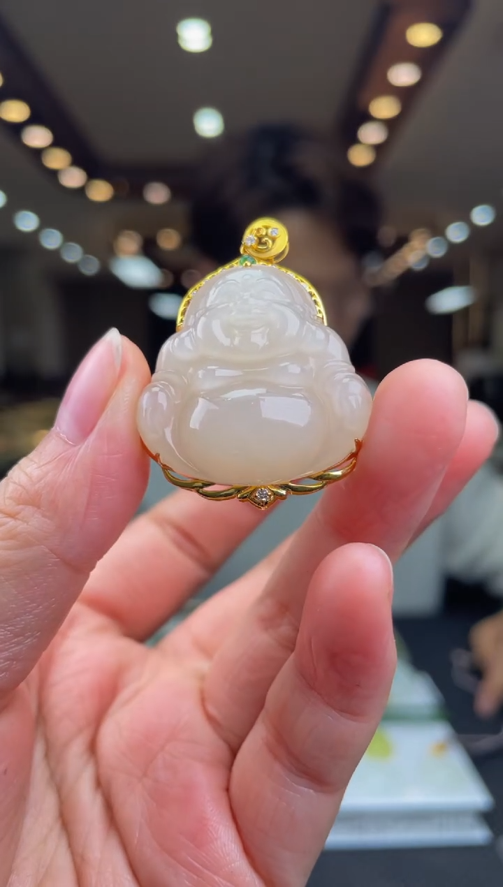 【闪购商品】定制和田玉18K金镶嵌天然和田玉多样性发其一