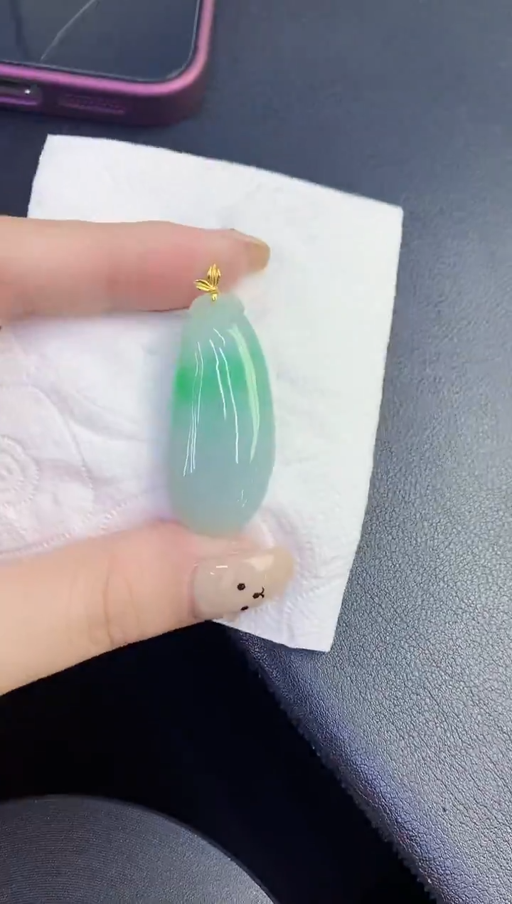 颈饰18K金镶嵌翡翠缅甸天然翡翠A货