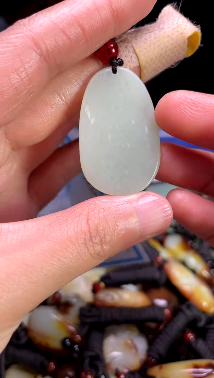 【闪购商品】和田玉颈饰未镶嵌1