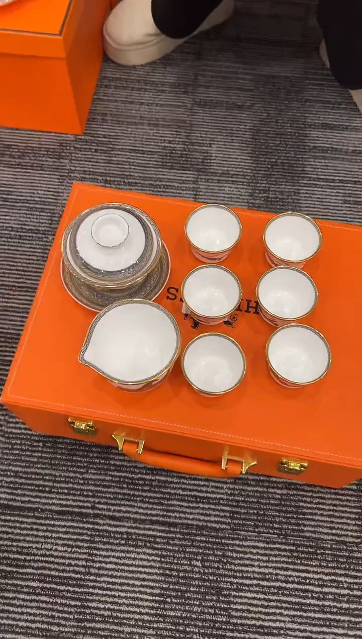 【闪购商品】杯H784--------------