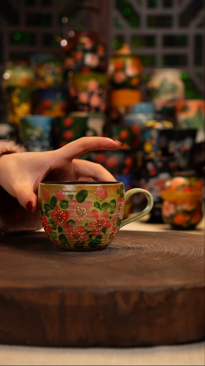 油画    釉下彩   杯子