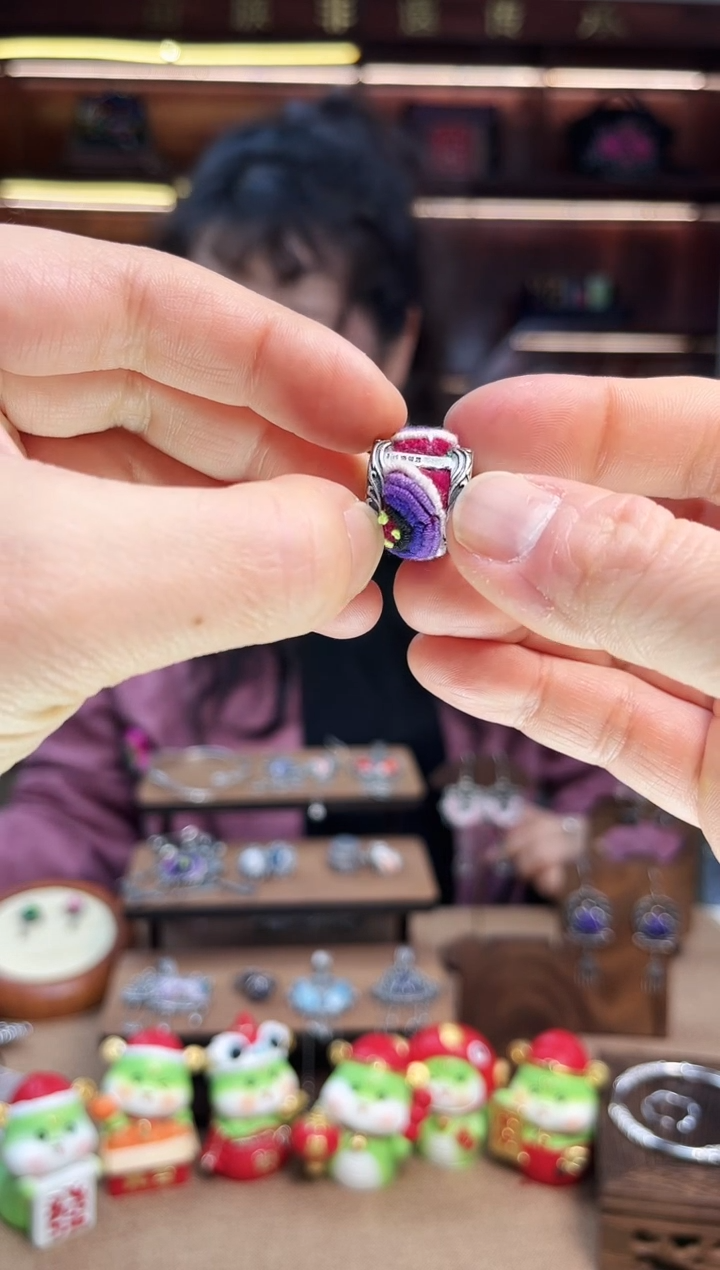 【闪购商品】织绣1920黔东南苗族刺绣