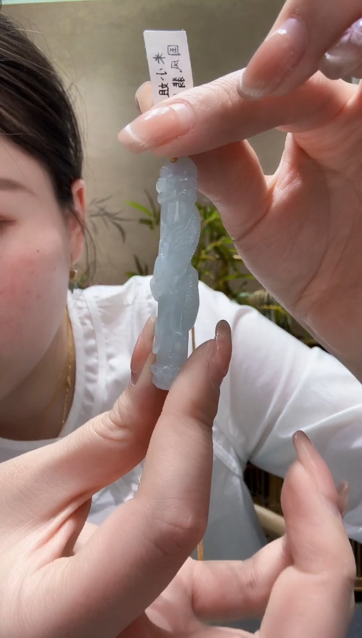 翡翠未镶嵌颈饰吊坠