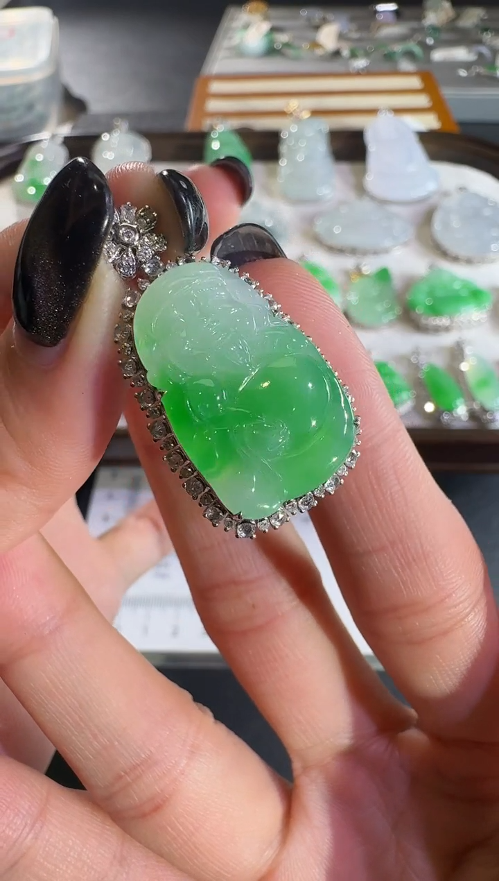 吊坠(不含链)18K金镶嵌翡翠【源头工厂】钻石镶嵌