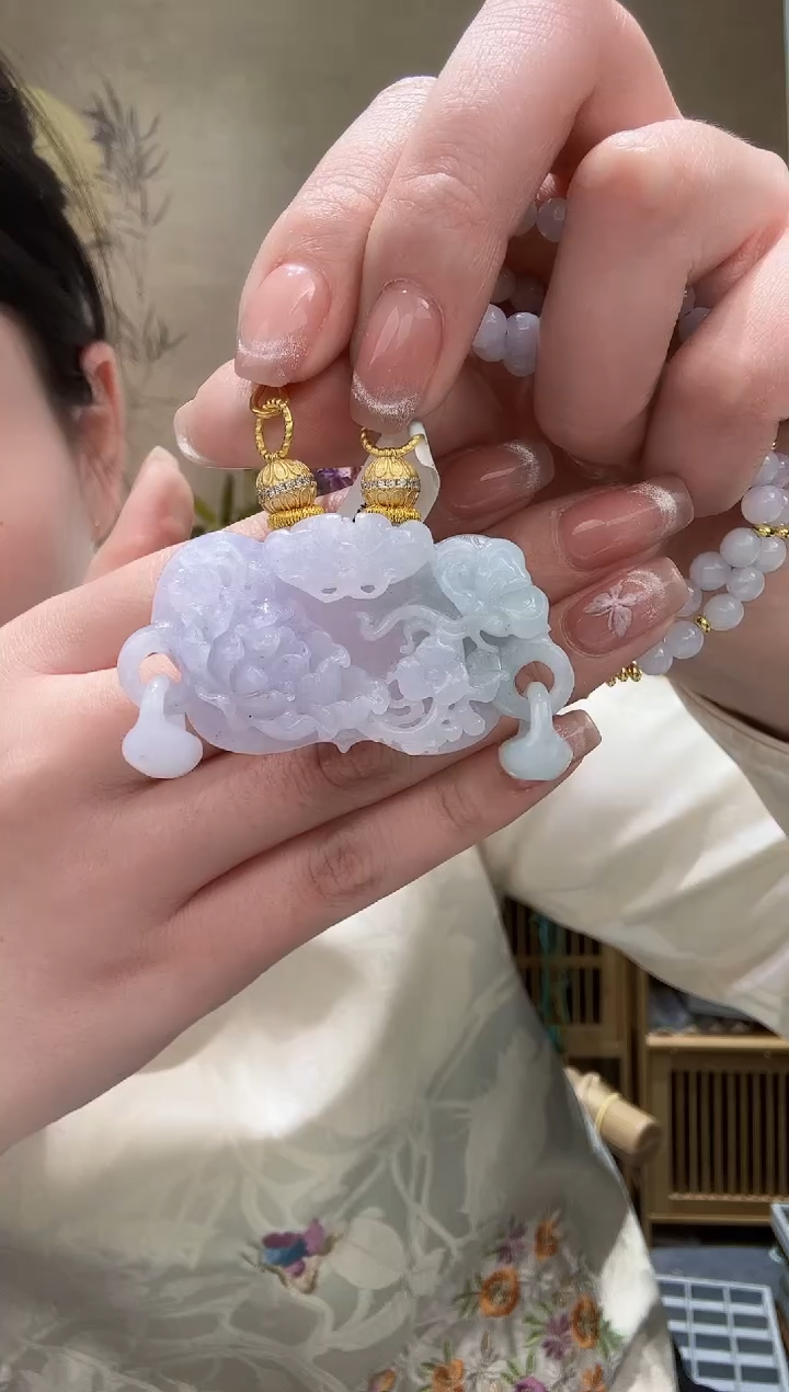 【闪购商品】翡翠颈饰未镶嵌吊坠