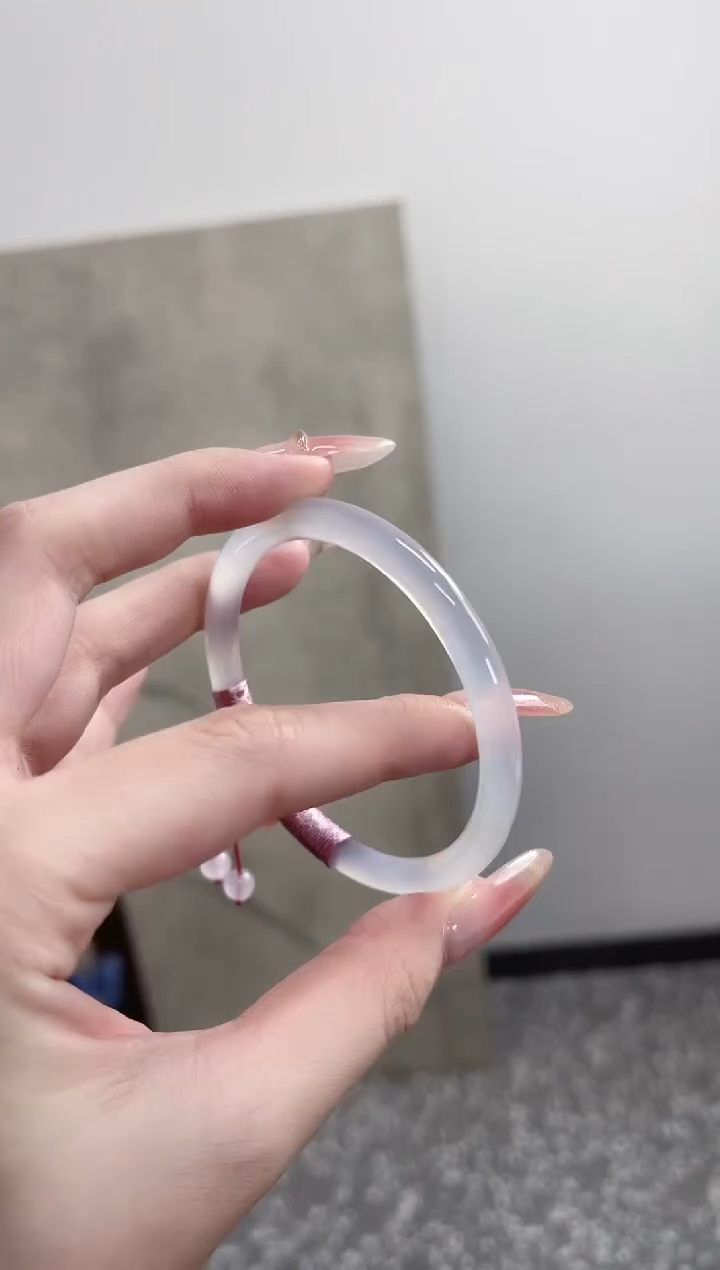 【闪购商品】玛瑙/玉髓手镯未镶嵌57-58圈 需要包容