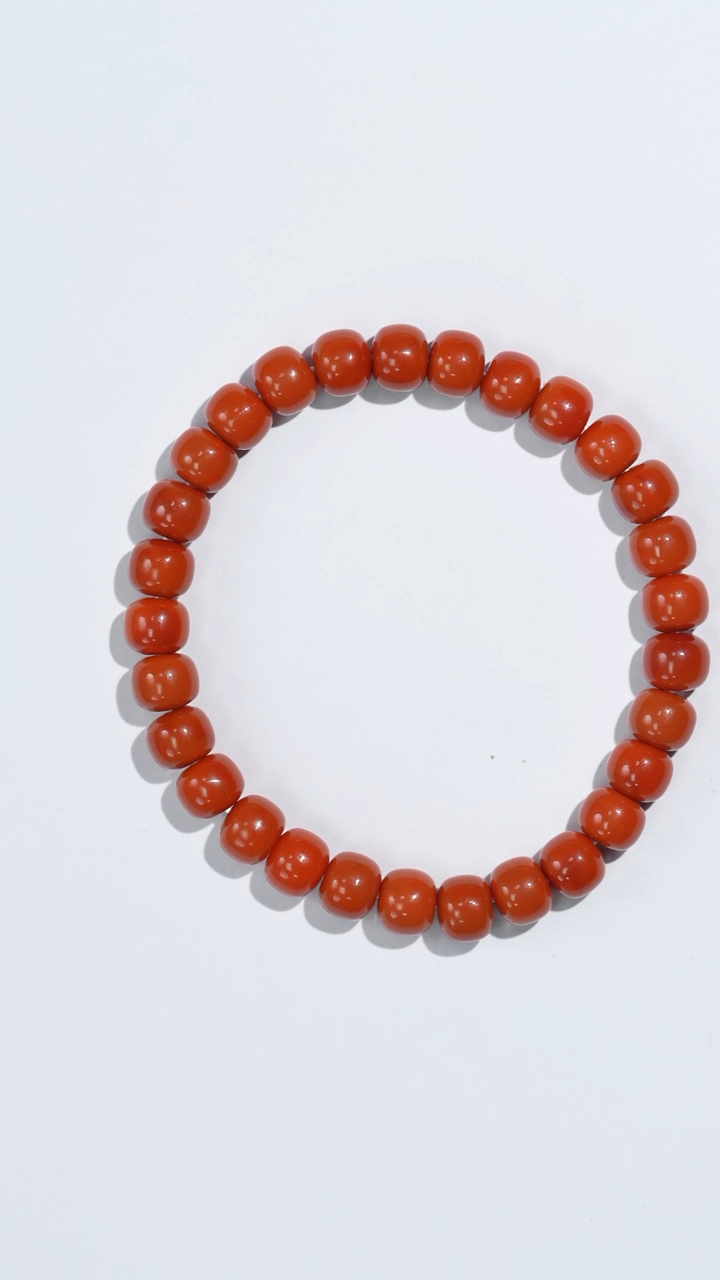 南红玛瑙手串未镶嵌纯色柿子红老型手串7+mm，微纹