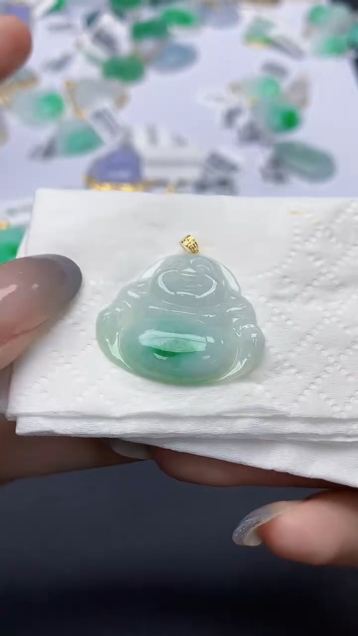 翡翠18K金镶嵌颈饰天然缅甸a货翡翠