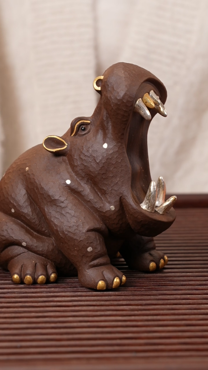 【闪购商品】紫砂茶宠河马（描金银）