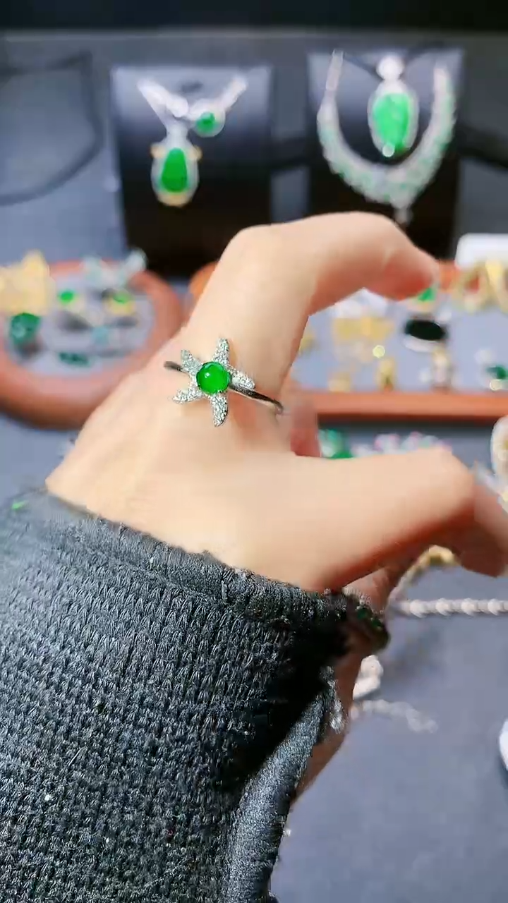 【闪购商品】翡翠戒指银S925镶嵌戒指