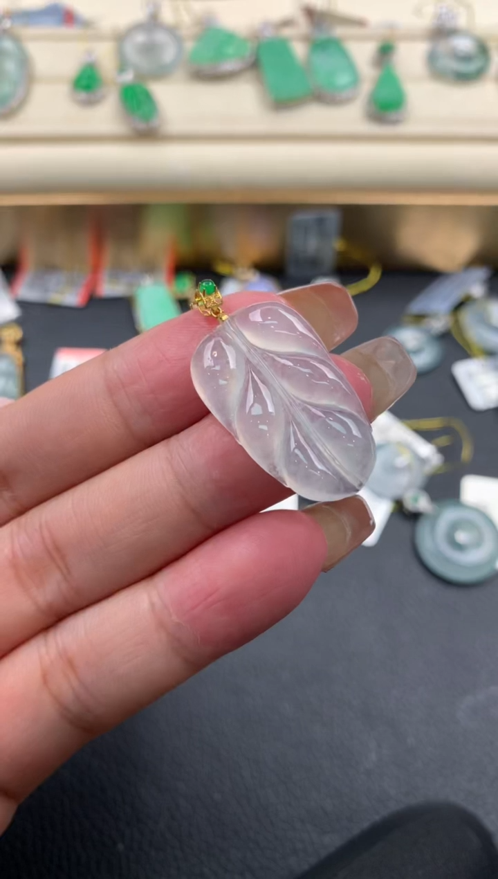 【闪购商品】翡翠颈饰18K金镶嵌Q246     