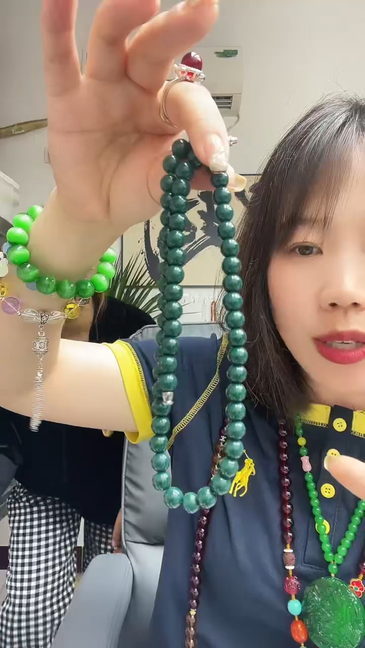 未镶嵌颈饰琥珀00000000164