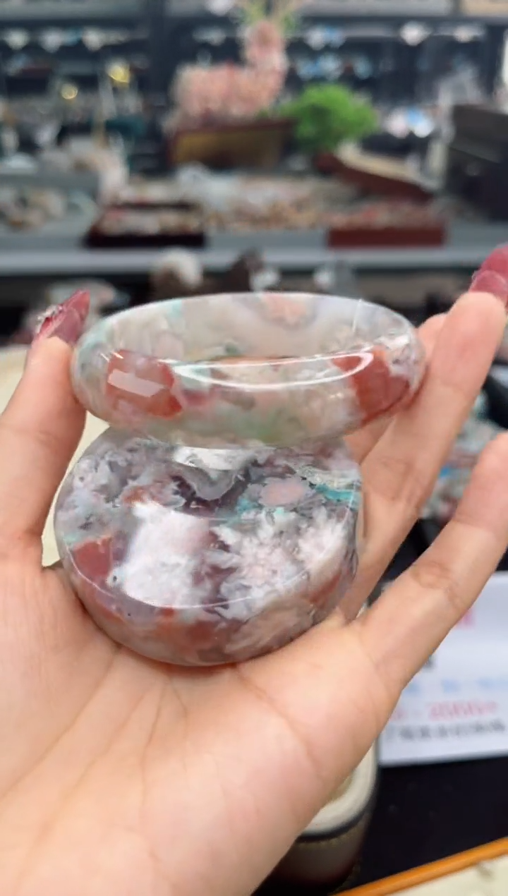 【闪购商品】石英质玉手镯未镶嵌62圈口（赠品镯心）6S83