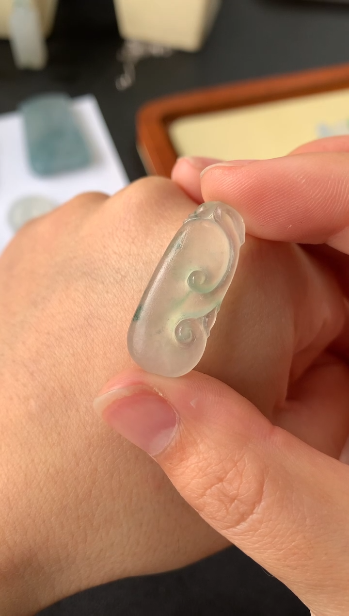 【闪购商品】定制翡翠未镶嵌翡翠