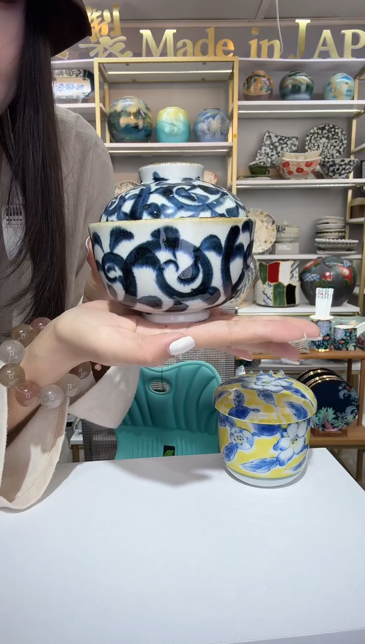 陶瓷瓷唐草炖盅一只装