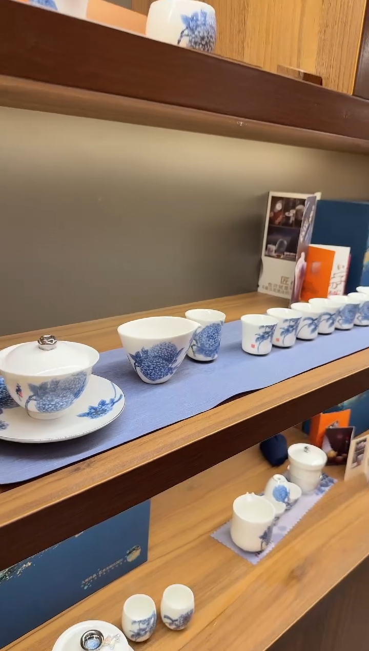 【闪购商品】小乔推荐如图所示