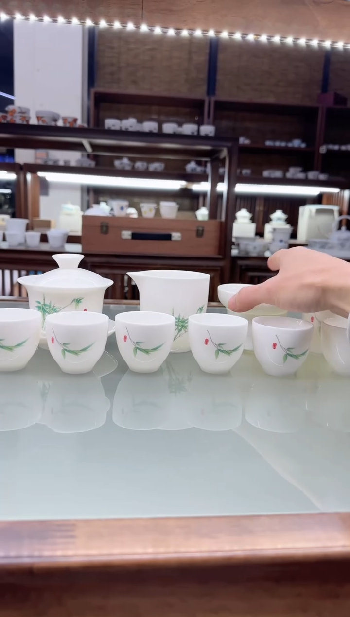 【闪购商品】瓷片言泥言泥言泥@YN141