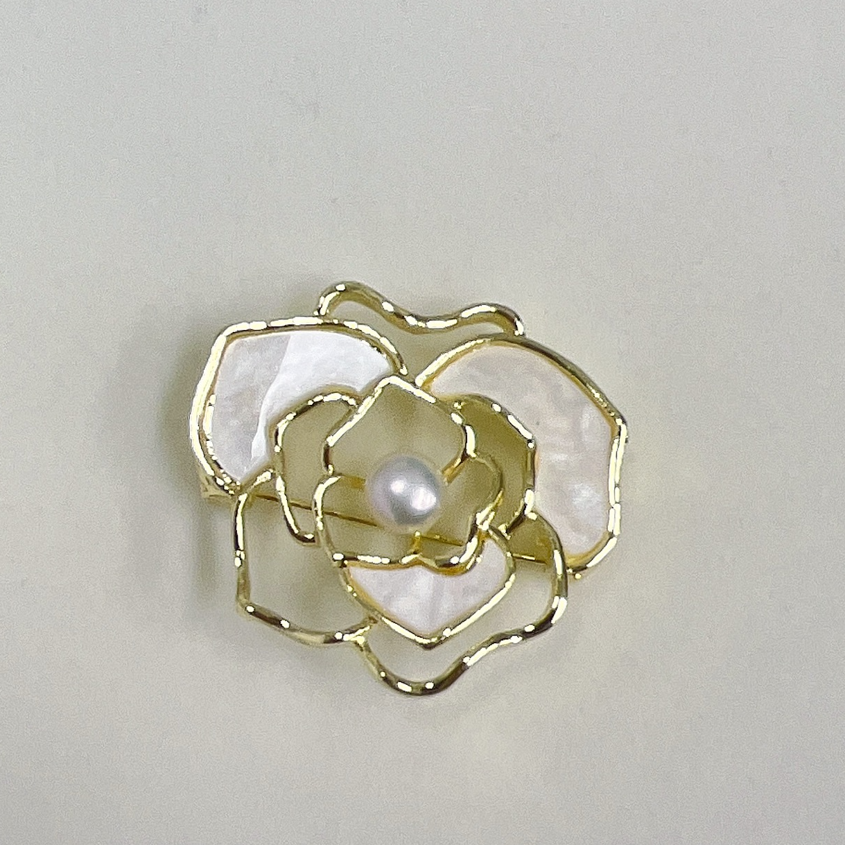 合金胸针 玫瑰花珠珠胸针时尚百搭
