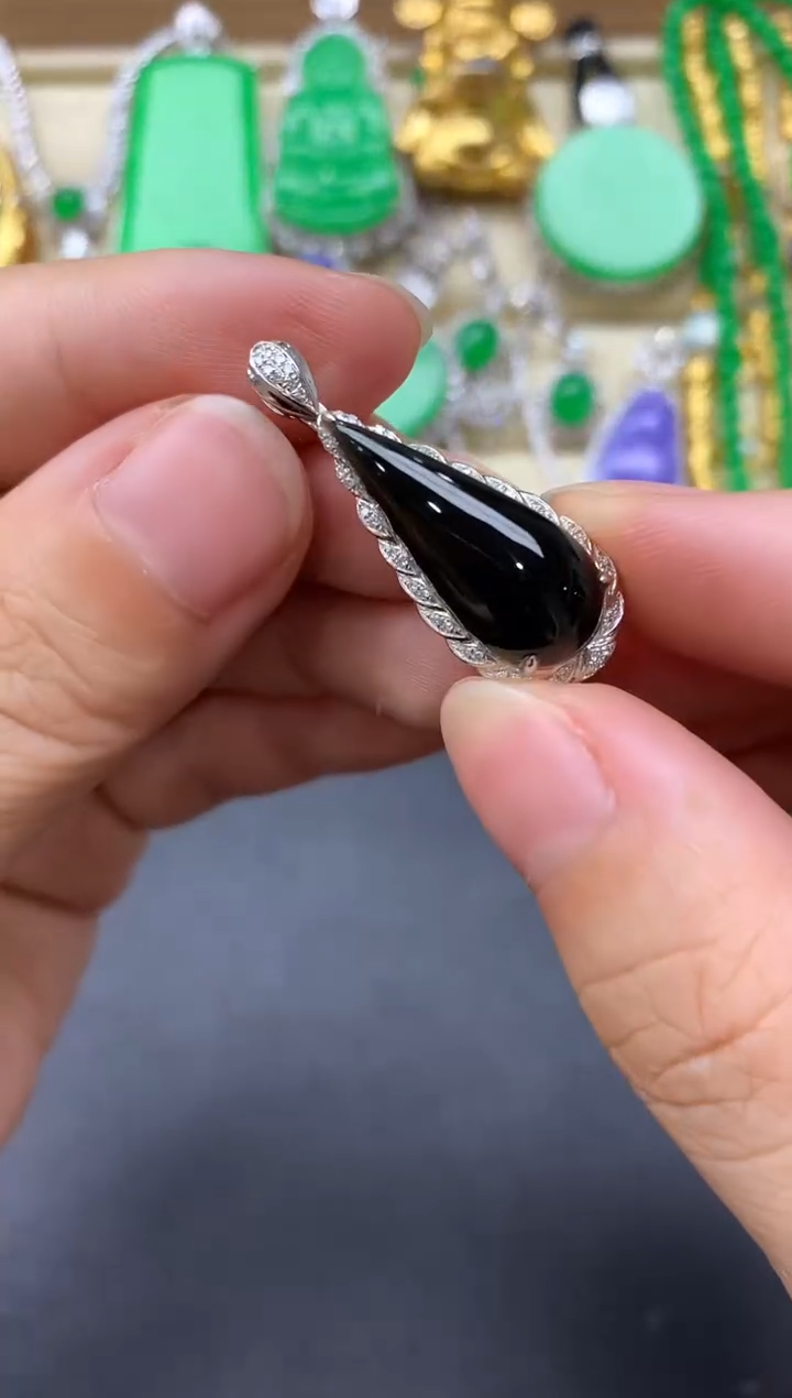 翡翠18K金镶嵌颈饰229-中国好珍宝