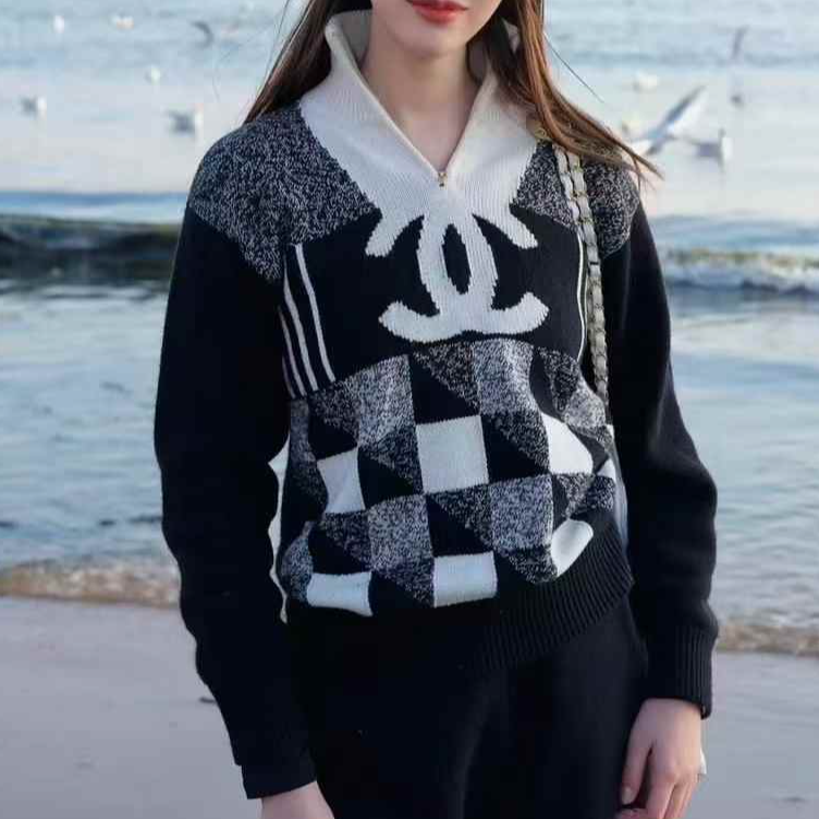 99新 Chanel/香奈儿  36码22N滑雪系列黑白灰格纹双C立领毛衣