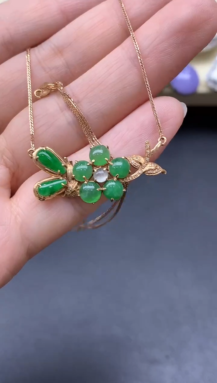 颈饰18K金镶嵌翡翠111-中国好珍宝