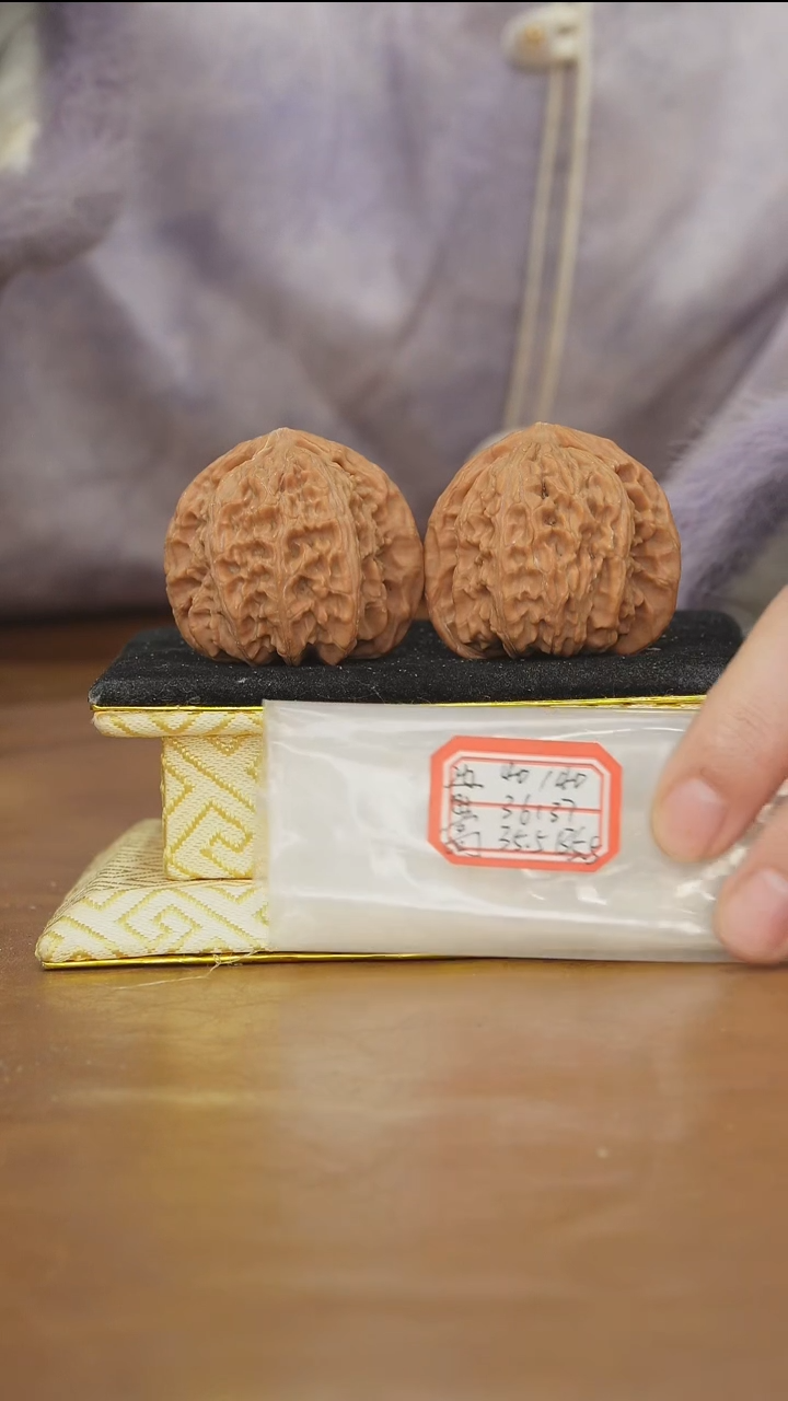 把件文玩核桃白狮子