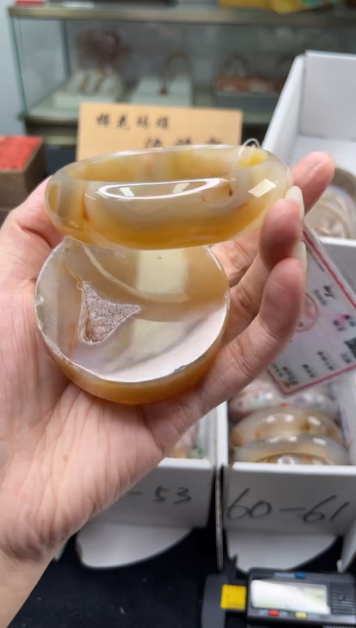 未镶嵌手镯石英质玉65圈口（赠品镯心）3009489