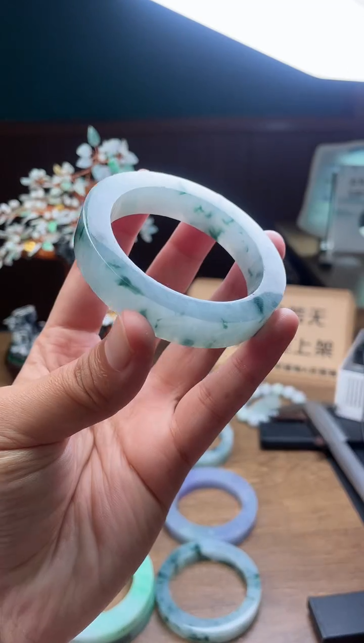 【闪购商品】定制翡翠手镯未镶嵌定制