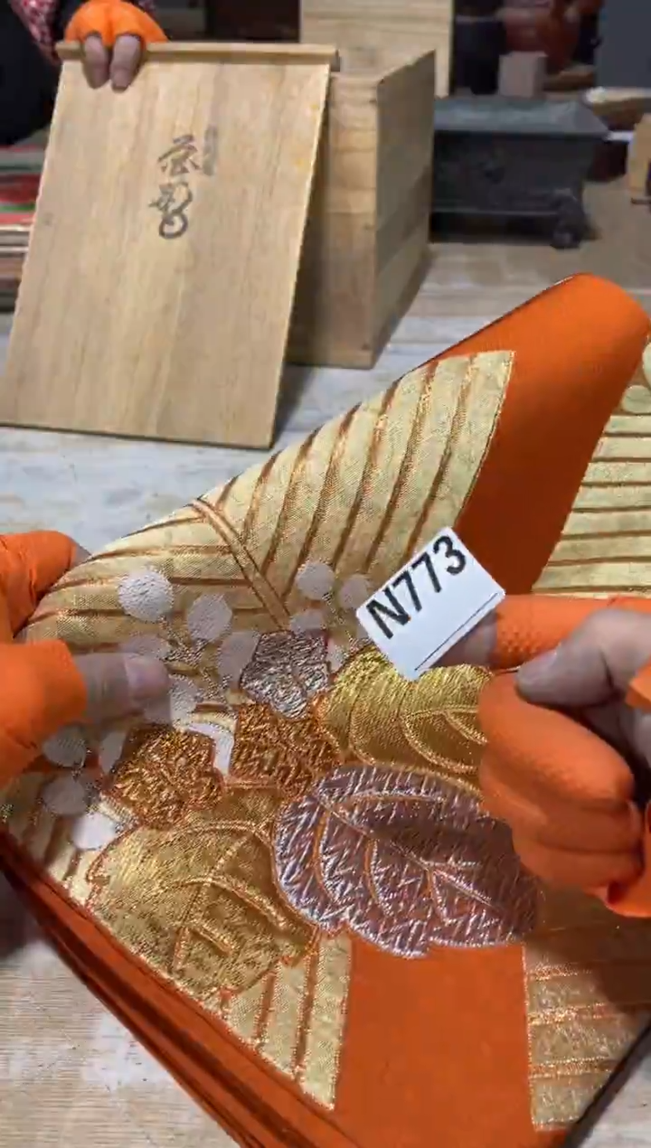 直播定闪专用链接小*松直播定闪专用链接