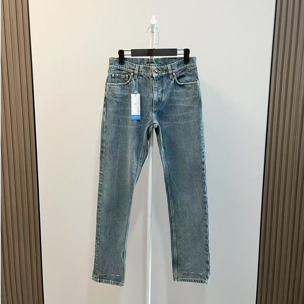 99新 BURBERRY/博柏利 /水洗蓝皮牌logo牛仔裤长裤/尺码29